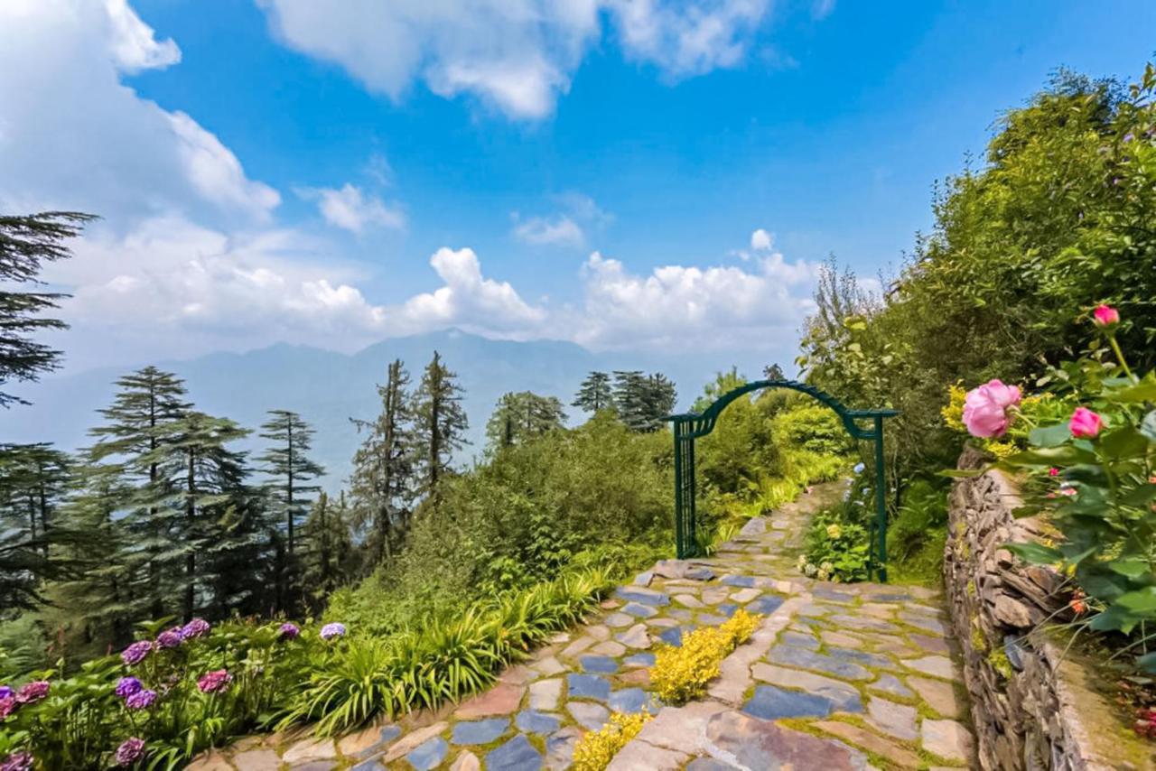 Stayvista At Violet Hill With Bonfire, Gazebo & Hill View 심라 외부 사진